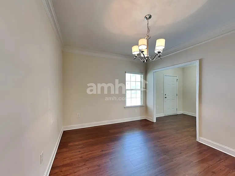 202 Monarch Way — Photo 6