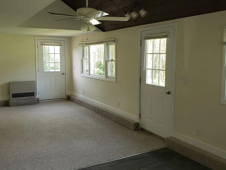 49 Pine Hill Rd — Photo 8