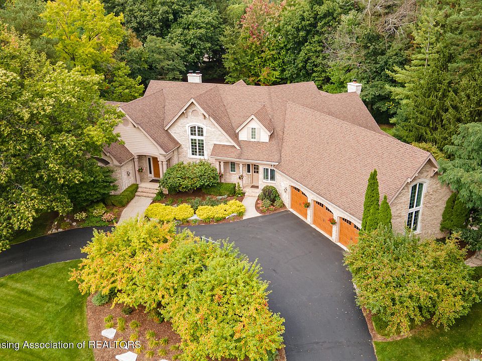 2448 Pine Hollow Dr, East Lansing, MI 48823 | Zillow