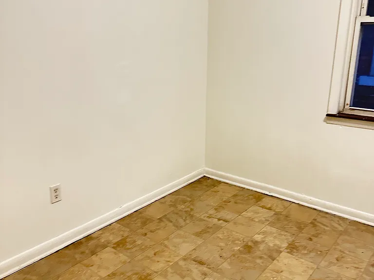 4860 Northcote Ave #UF — Photo 11