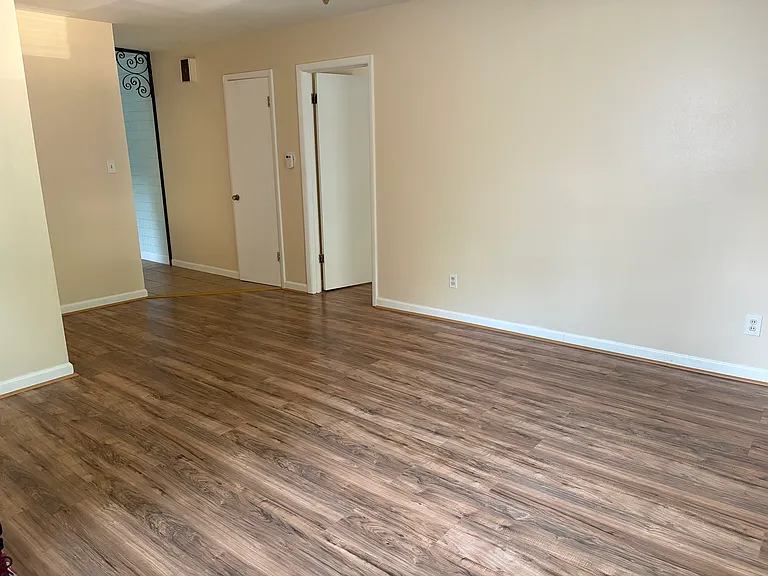 4000 Campbell St #2E — Photo 6
