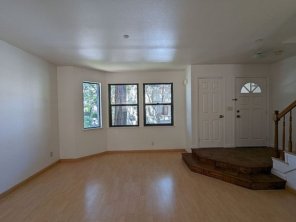 4th image of 970 La Mesa Ter #1