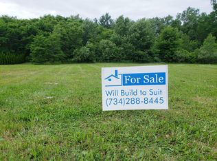 138 Natures Way, Carleton, MI 48117