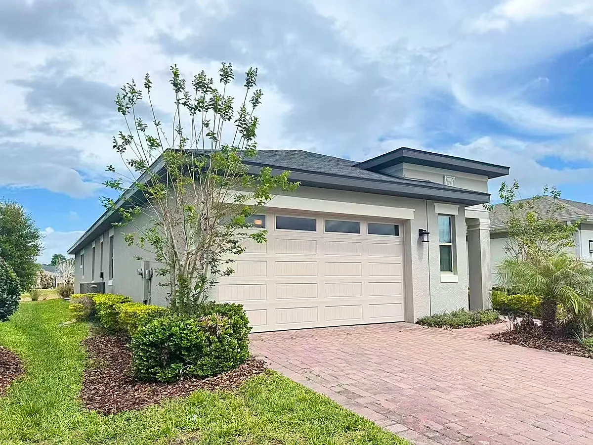 Building Photo - 3434 Sagebrush St