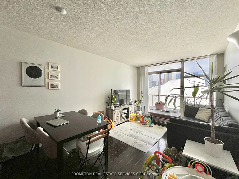 10 Navy Wharf Ct #2708 — Photo 2