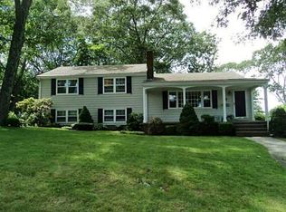 52 Bellevue Ave, Westerly, RI 02891