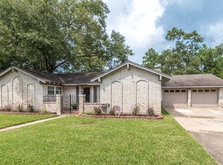 1004 Northpine Dr, Conroe, TX 77301
