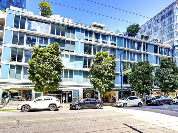 1477 Pender St #206, Burnaby, BC V5C 2L2