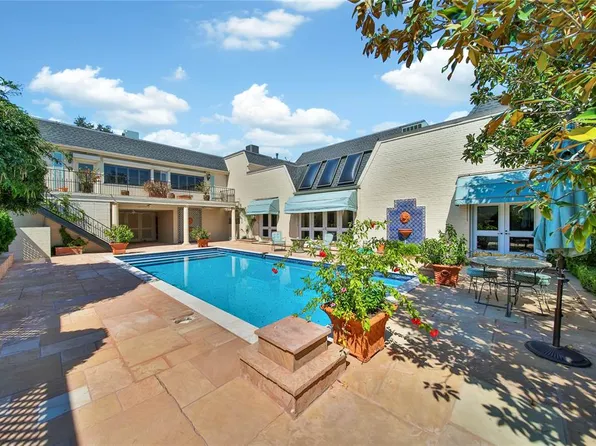 535 Bolton Pl, Houston, TX 77024