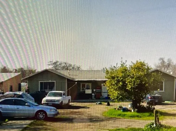 2443 S B St, Stockton, CA 95206