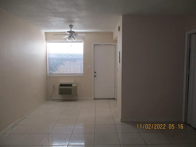 1949 Taylor St #8 — Photo 10