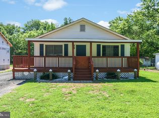 60 Park Ave, Colonial Beach, VA 22443