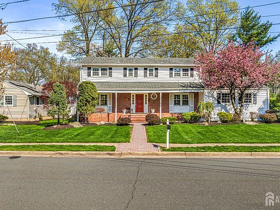 2nd image of 2 Paula St
