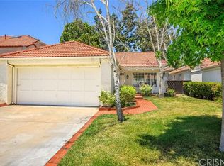 24325 Taranto Ave, Santa Clarita, CA 91355