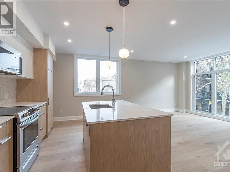 58 Florence St — Photo 46