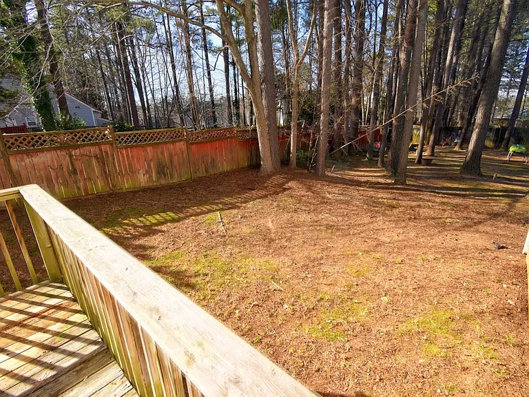 239 Tillamook Dr — Photo 37