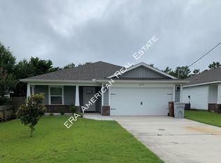 2009 Presidio St, Navarre, FL 32566