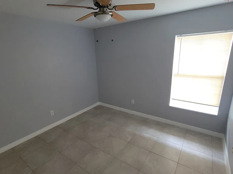4654 Caverns Dr — Photo 7