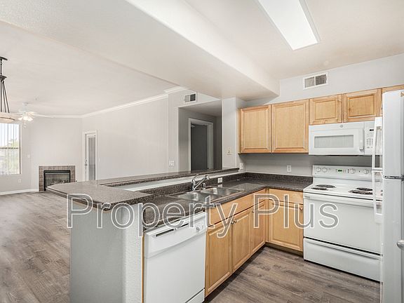 3rd image of 19777 N 76th St APT 2180