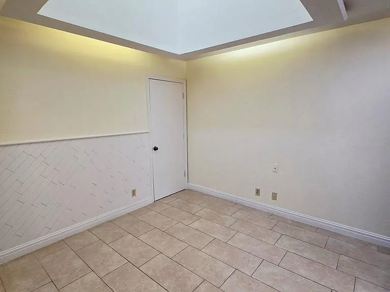 17 Waterfront Dr — Photo 5