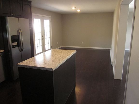 4th image of 7 Prospect Cir