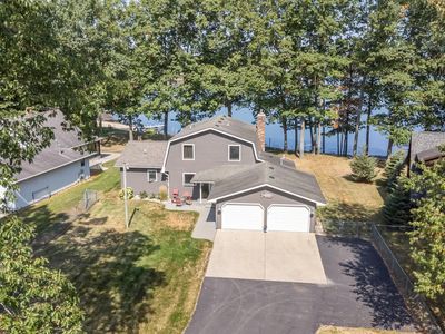 11784 S Shore Dr, Lake, MI, 48632