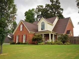 90 Austin Cir, Oakland, TN 38060