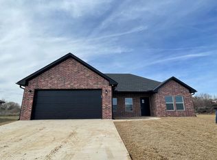 166 Western Hills Dr, Durant, OK 74701