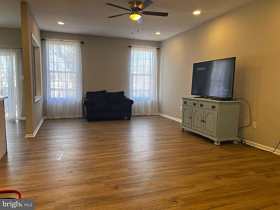 5th image of 14884 Grassy Knoll Ct