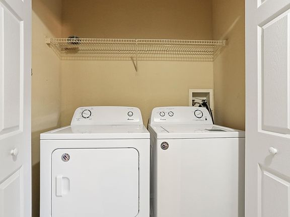 2nd image of 210 Villa Di Este Ter Unit 212