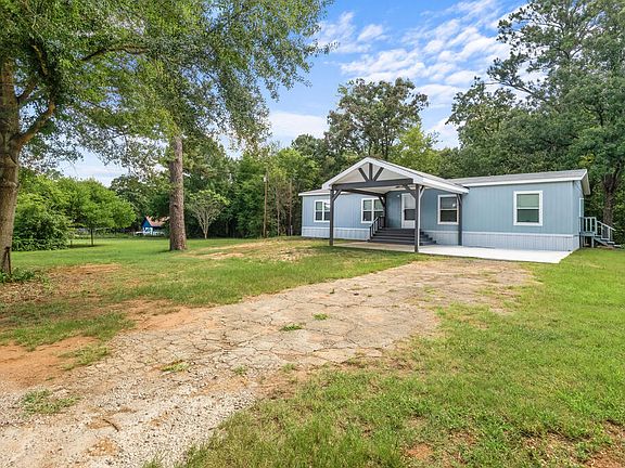 3rd image of 305 An County Rd #153