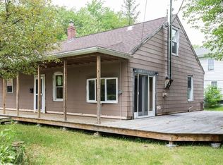 4 John St, North Smithfield, RI 02896