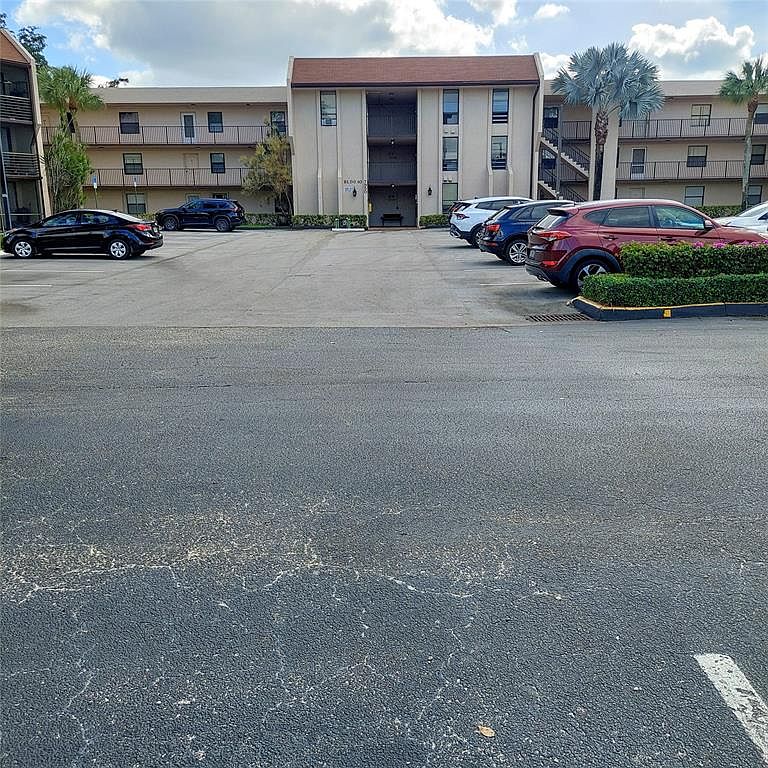 7950 W Mcnab Rd #124