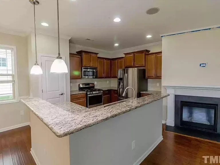 1213 Oatney Ridge Ln — Photo 10