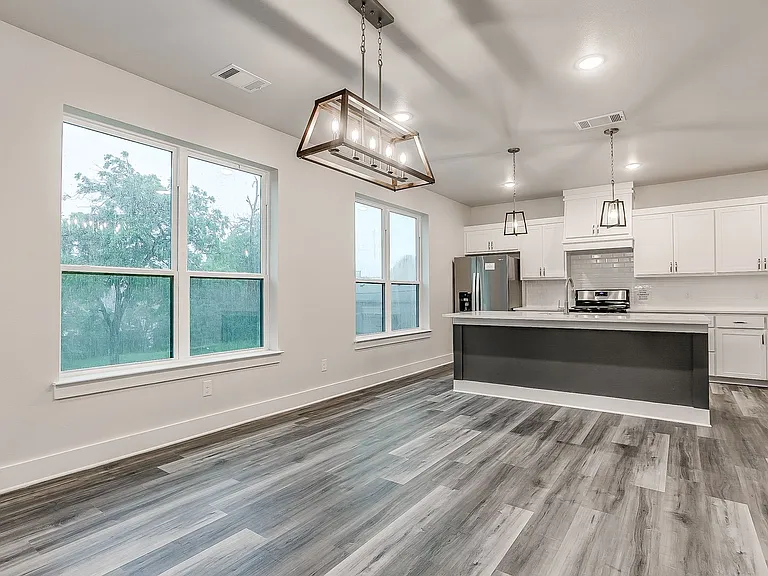 3145 Forest Park Blvd — Photo 18