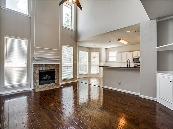 4th image of 4208 Primrose Dr