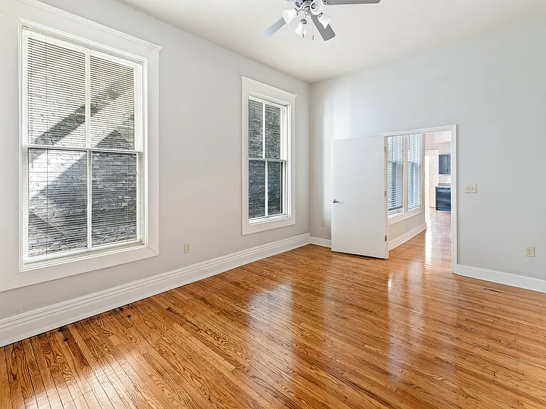 566 S 4th St #405 — Photo 19