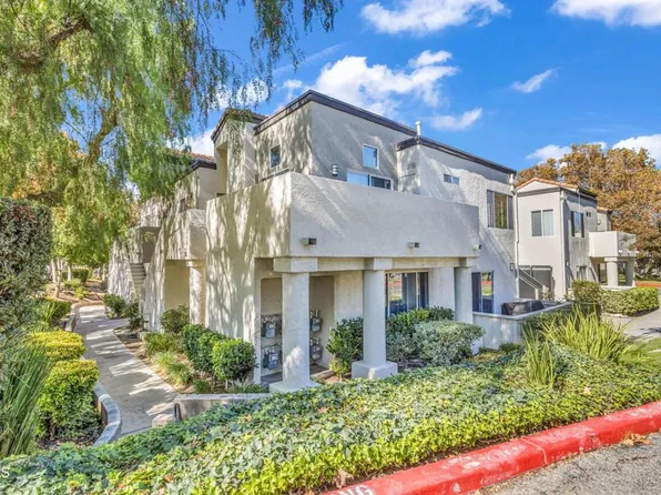 21334 Nandina Ln Unit 204, Santa Clarita, CA 91321