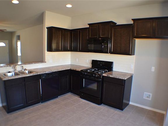 4th image of 2905 Cider Mill Ln
