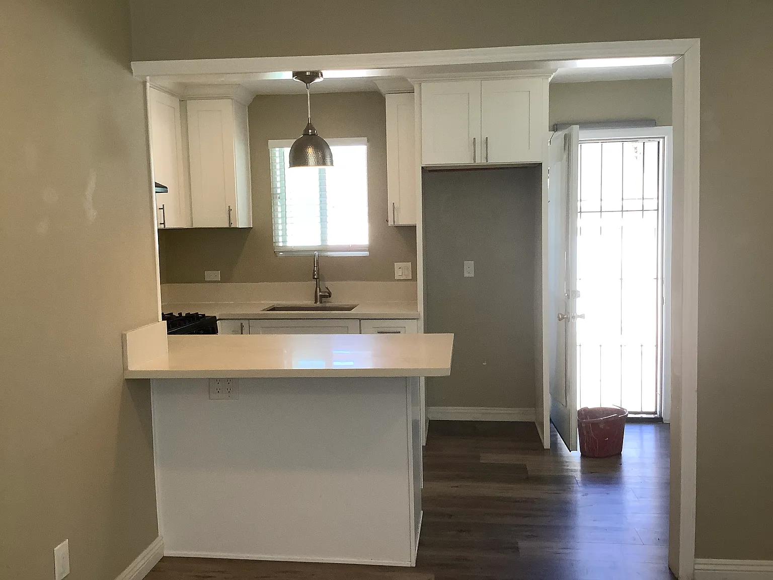 1 bed, 590 sqft, $2,085 — Photo 1