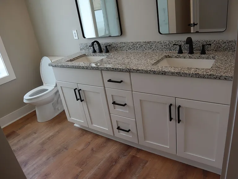128 N Water Ave — Photo 20