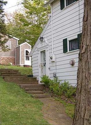 3rd image of 4180 Dekonski Ave