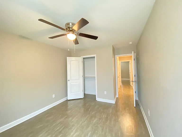 103 Redbud Ct — Photo 9