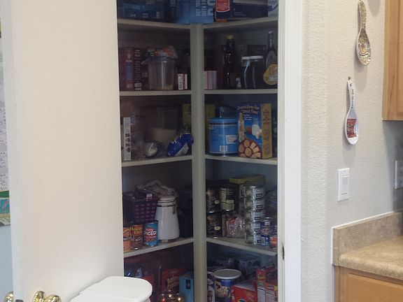 4th image of 46030 W Holly Dr