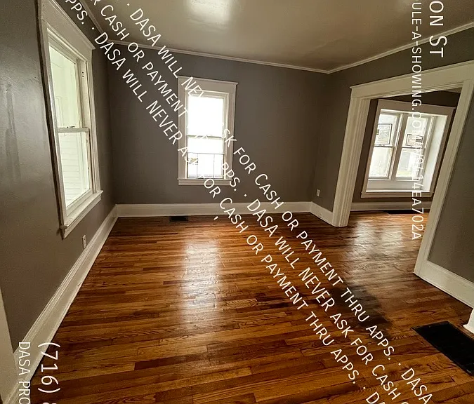 32 Stanton St — Photo 2