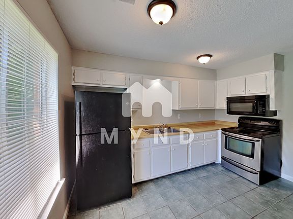 5th image of 3575 Carroll Dr