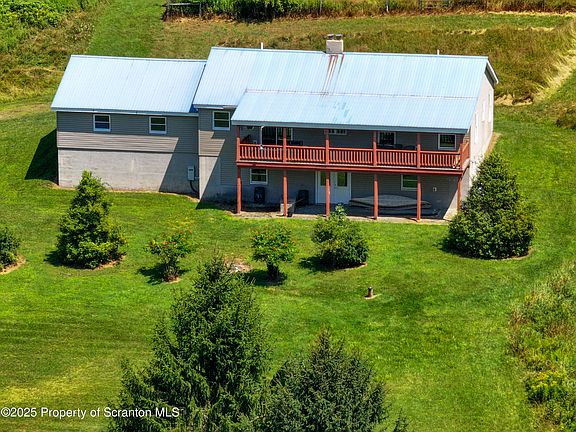 5th image of 5290 Irish Hill Rd