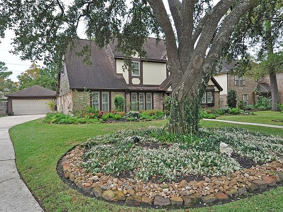 2nd image of 19707 Sweetgum Forest Dr