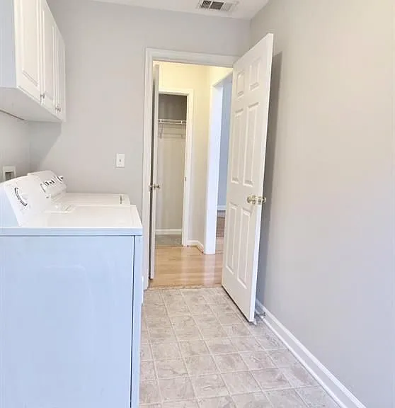 2523 Alvecot Cir SE — Photo 18