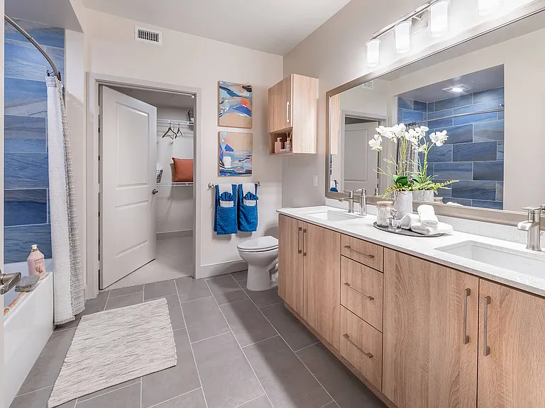 Vita Apartment Homes — Photo 10